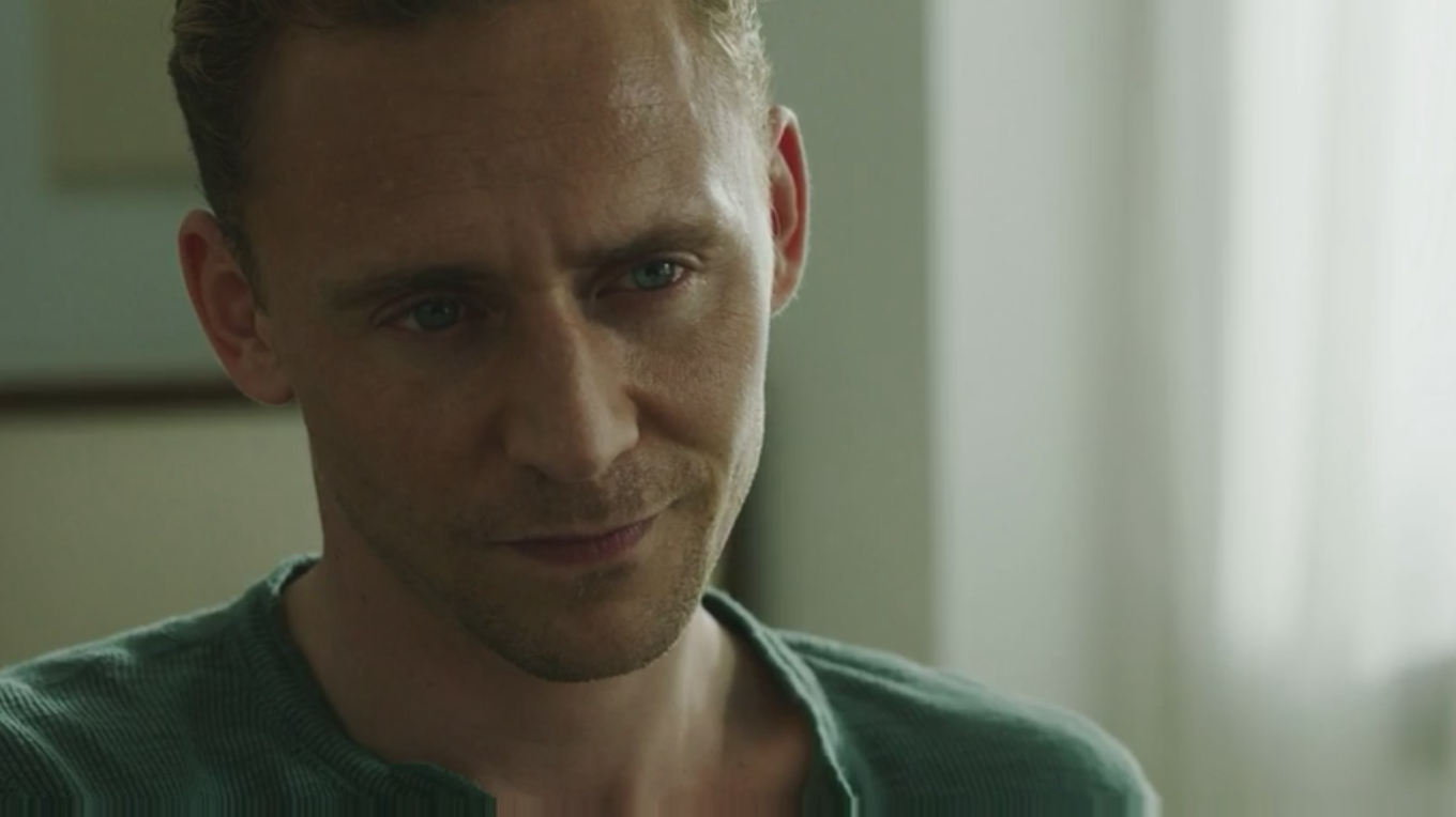 Tom Hiddleston e Hugh Laurie vão estrelar série de TV