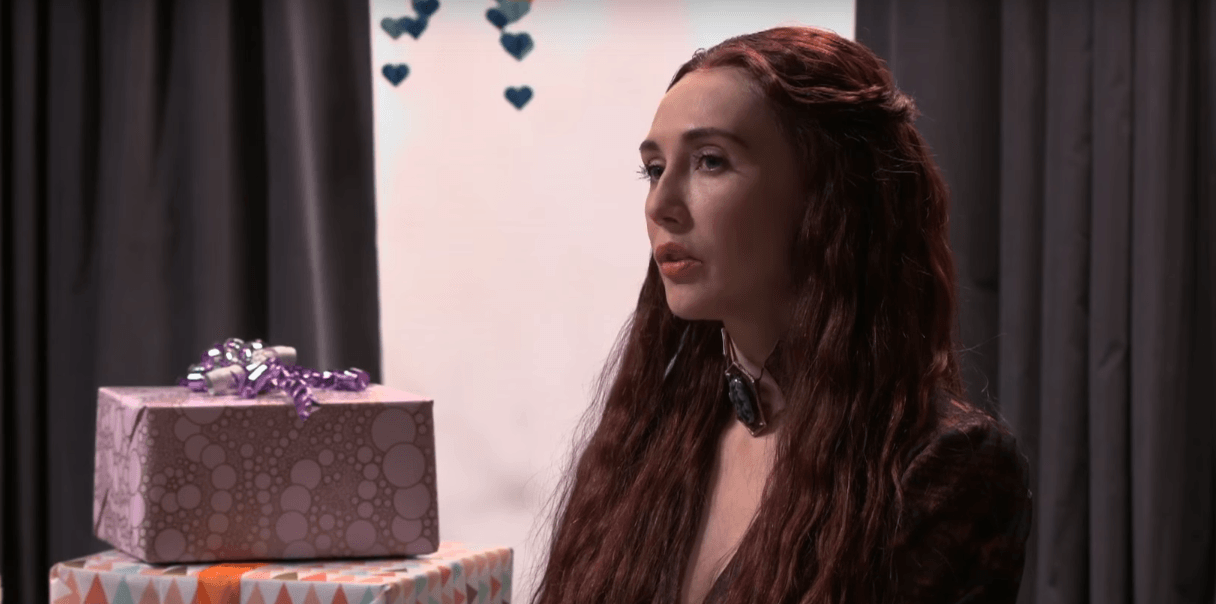 Melisandre não é a melhor pessoa para se convidar para um chá de bebê