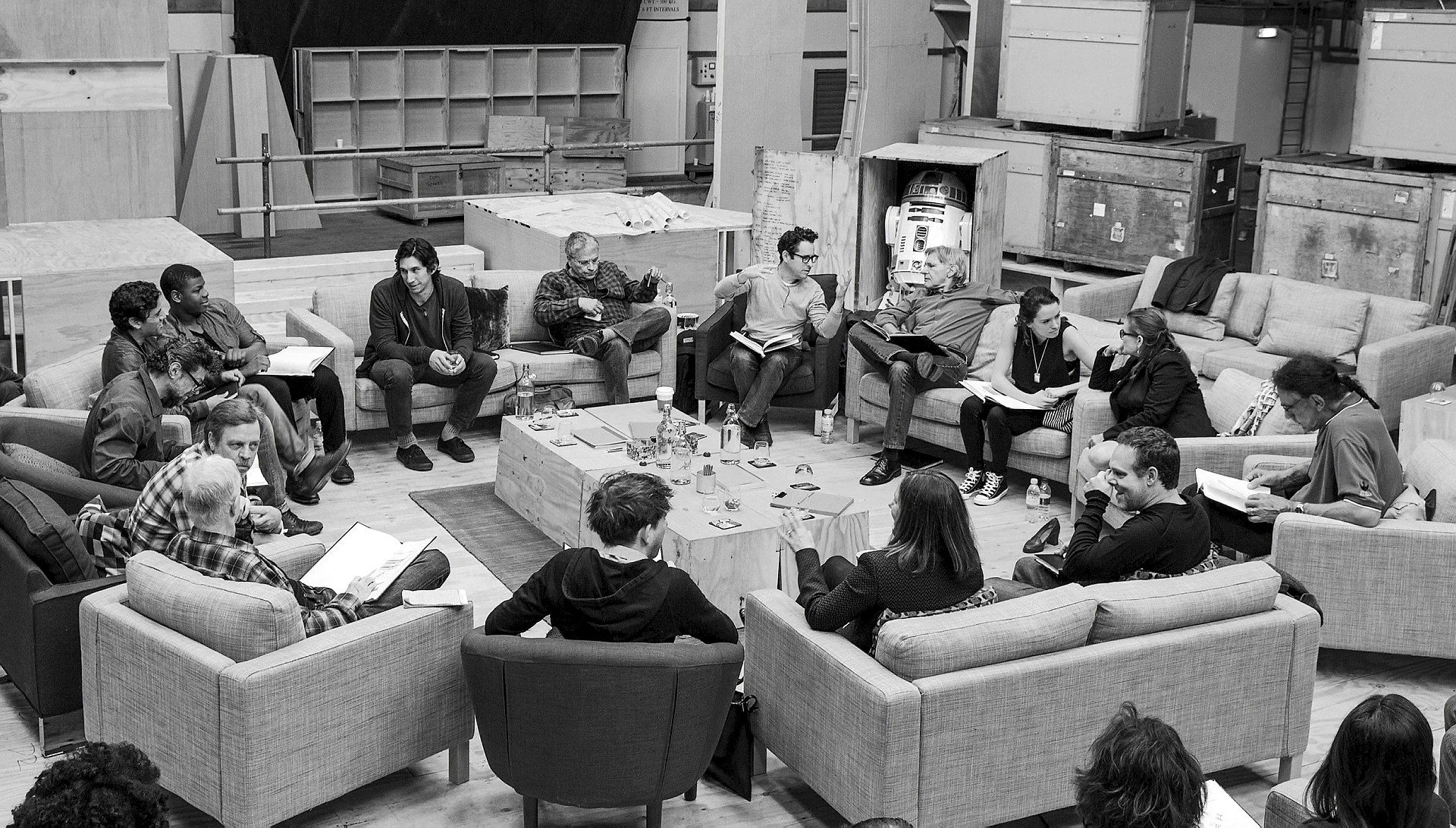 Blu-Ray de Star Wars vai mostrar o elenco lendo o roteiro pela primeira vez