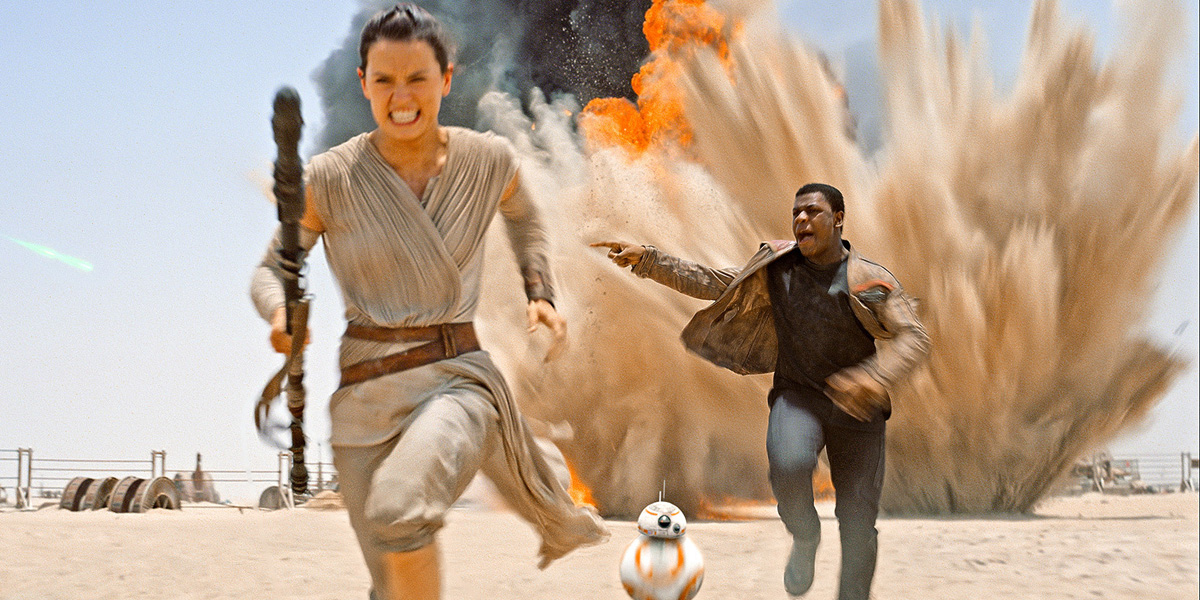 Nova cena de Star Wars: O Despertar da Força mostra Finn e Rey em fuga