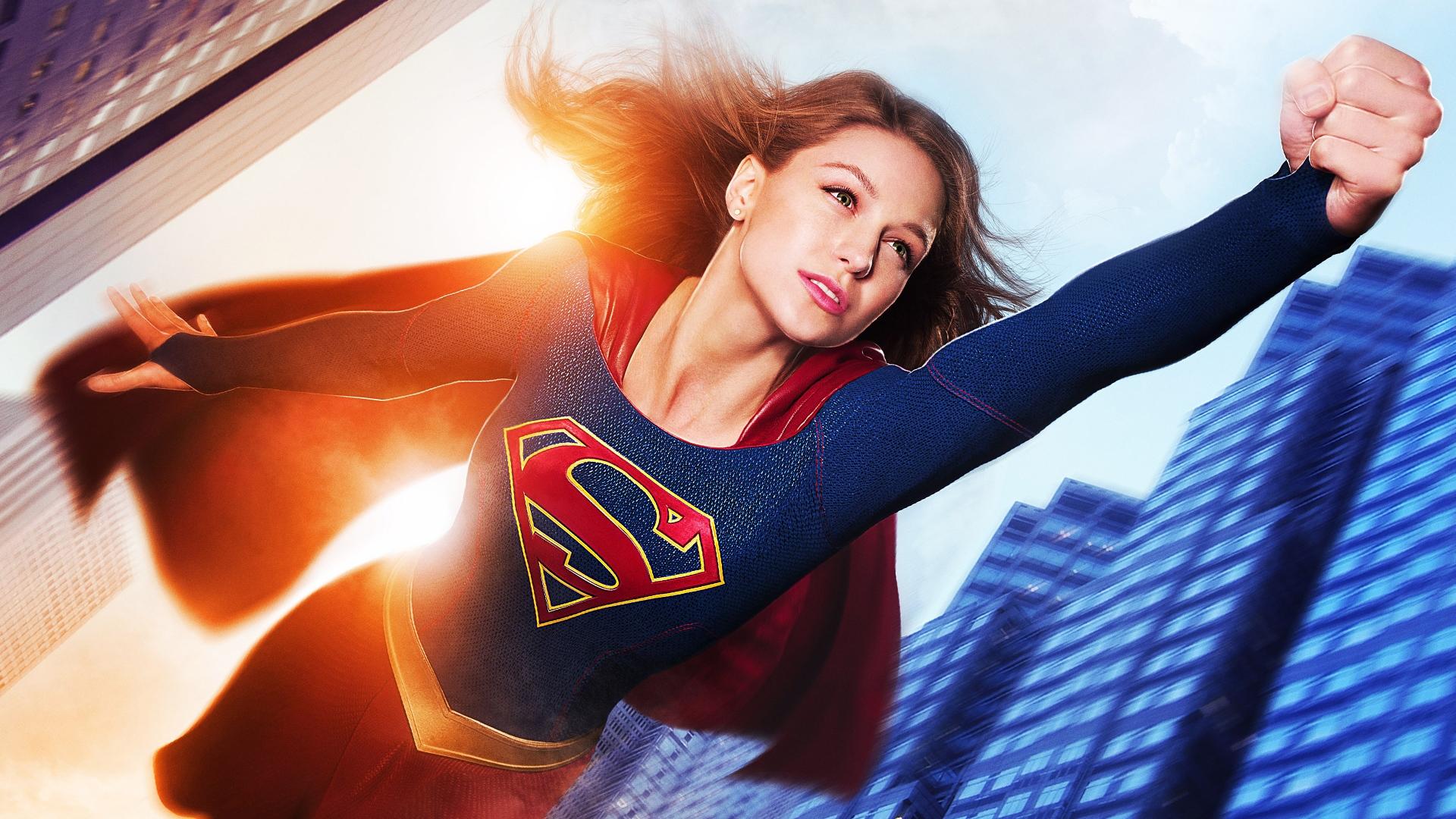 Supergirl foi renovada para segunda temporada