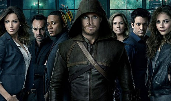 Trailer do retorno da série Arrow
