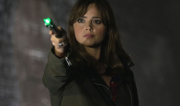 Jenna Coleman assina para mais uma temporada de Doctor Who