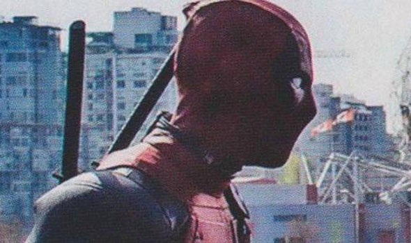 Novas imagens mostram Ryan Reynolds como Deadpool