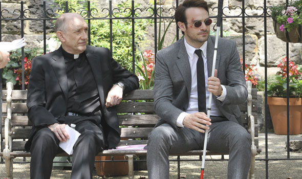 Matt Murdock e Rei do Crime em novo trailer de "Demolidor"