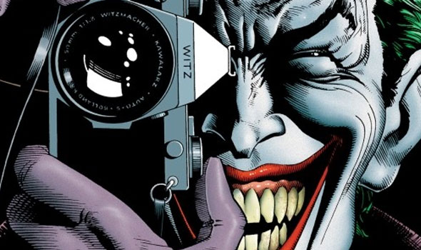 Artista brasileiro pede retirada de capa de HQ da Batgirl