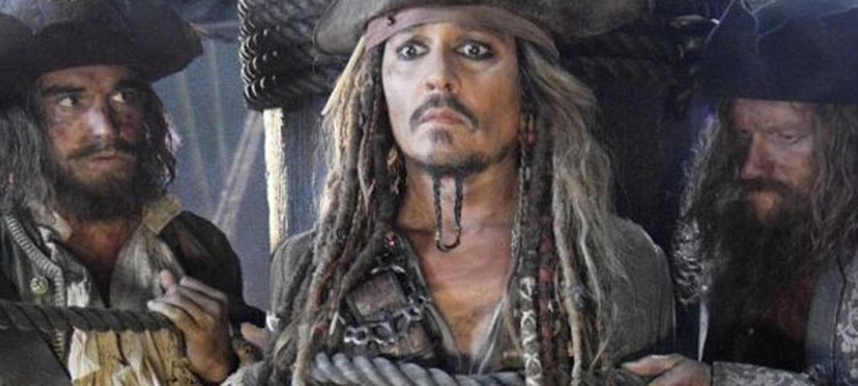 Primeira imagem de Johnny Depp em Piratas do Caribe 5