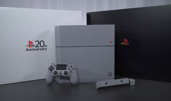 Edição especial de 20 anos do Playstation 4 é vendido por US
