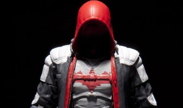 Capuz Vermelho será personagem jogável em Arkham Knight
