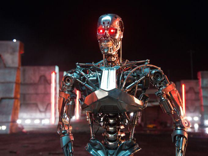 Nova imagem de Terminator: Genesys mostra o T-800