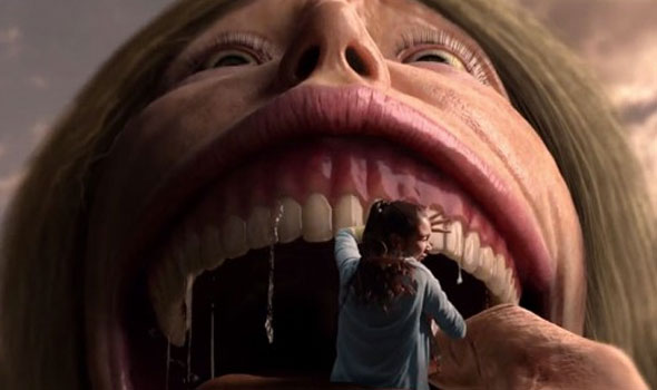 Teaser da atração Attack on Titan da Universal Cool no Japão