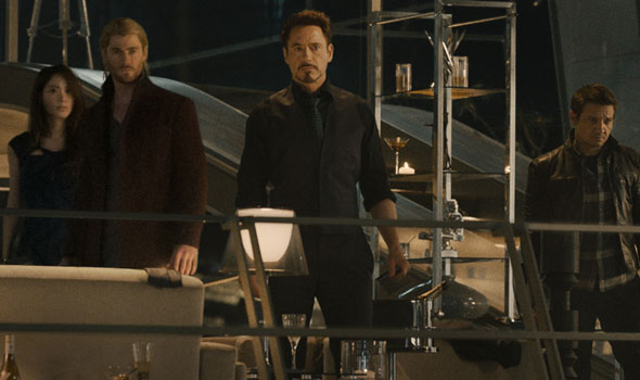 Elenco principal em nova imagem de Os Vingadores: A Era de Ultron