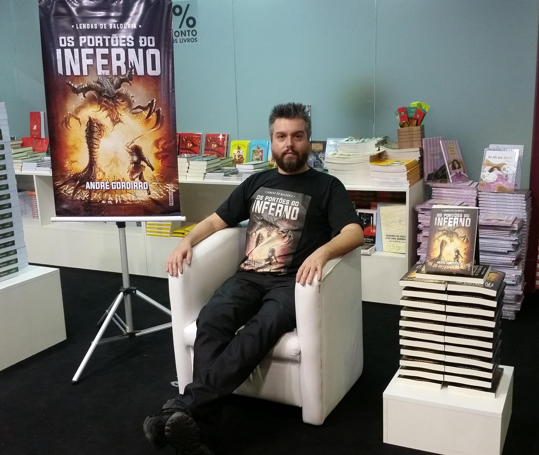 Lançamento do livro Os Portões do Inferno ocorre neste sábado em São Paulo