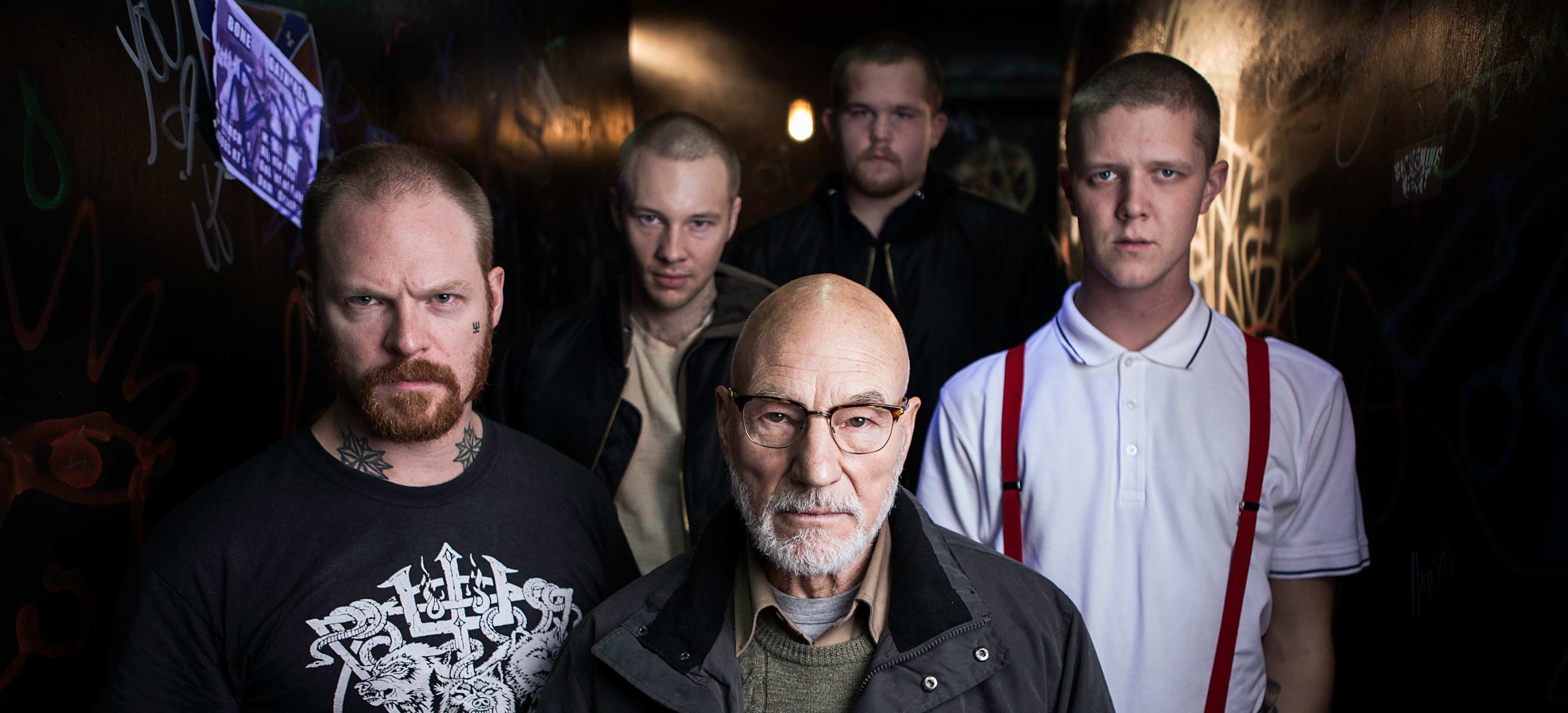 Violência, sangue e Patrick Stewart estão no trailer de Green Room