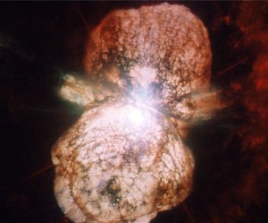 A imagem de uma estrela prestes a entrar em Supernova