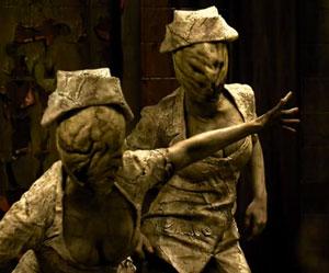 Ataque de enfermeiras em cena de Terror em Silent Hill: Revelação!