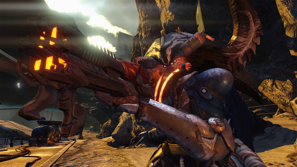 Bungie contrata usuário de seu próprio fórum