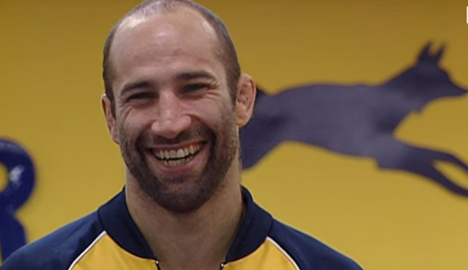 Competição e assassinatos se misturam no trailer de Equipe Foxcatcher, da Netflix