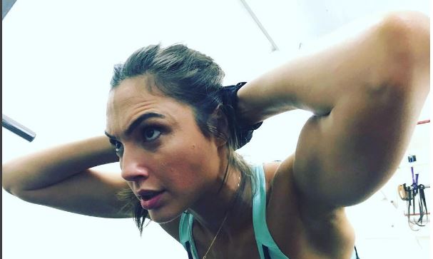 Liga da Justiça - Parte 1 | Gal Gadot publica foto de sua preparação
