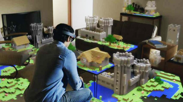 HoloLens visa empresas antes dos games