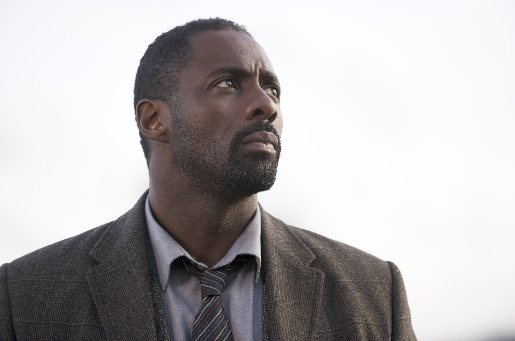 Vídeo mostra como seria Idris Elba como James Bond