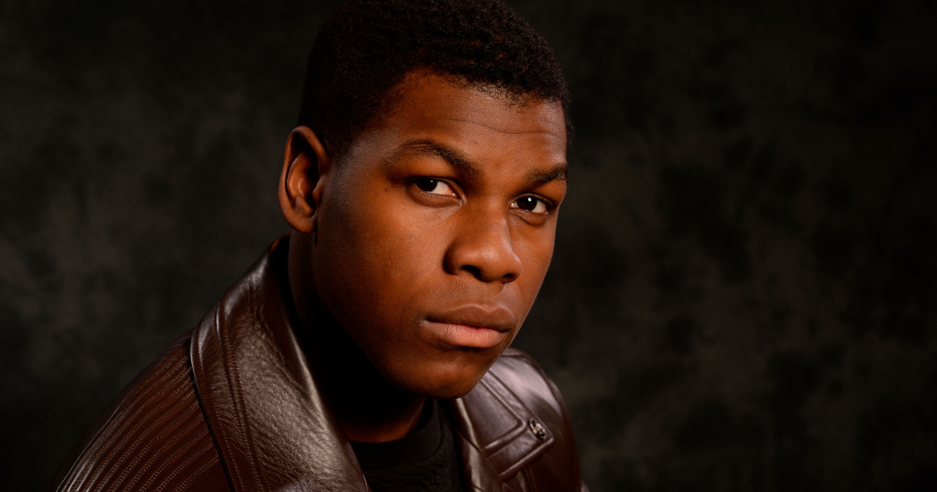 O Capitão Óbvio ataca novamente: John Boyega confirma participação em Star Wars: Episódio IX