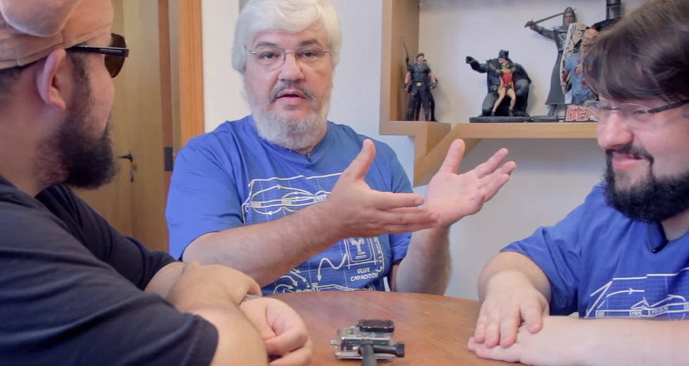 Roberto Sargentelli, ator que interpretou o "Jovem Nerd do Futuro", faleceu hoje