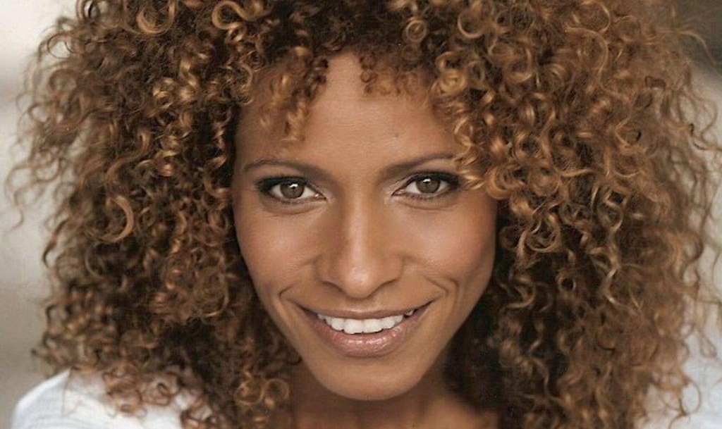 Michelle Hurd entra para o elenco de Ash vs Evil Dead