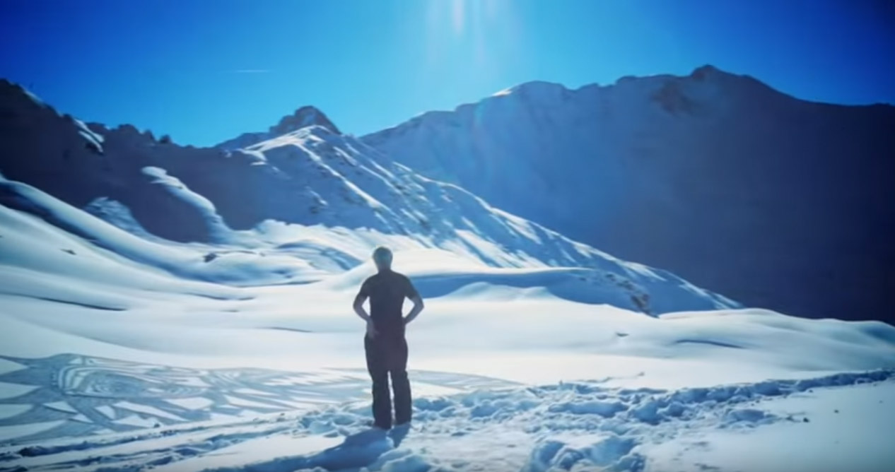 Ilustração gigante de Game of Thrones lembra que o inverno está chegando