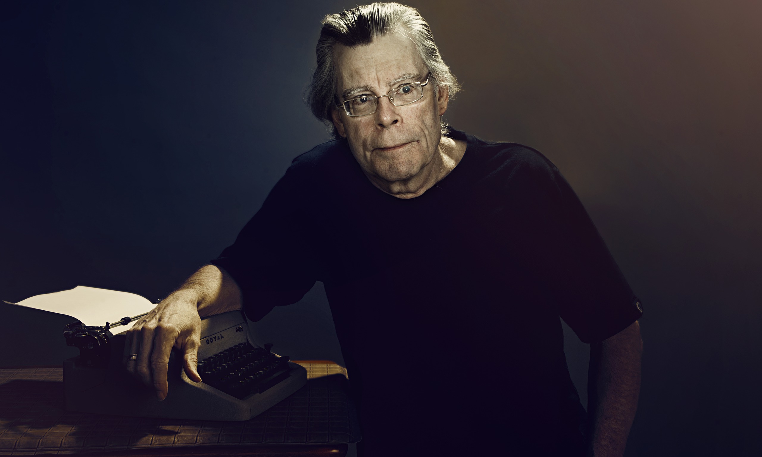 Stephen King solta imagem teaser de A Torre Negra no Twitter