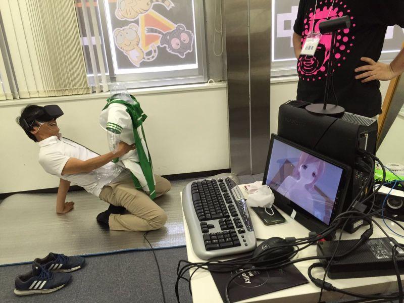 Festival de conteúdo adulto em realidade virtual atrai multidões no Japão